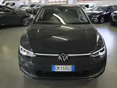 Usata VW Golf VIII Style 131 CV (96 kW) 2023 Grigio Berlina