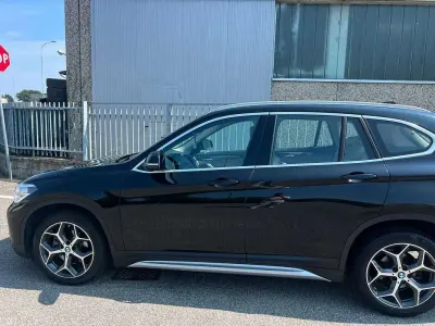 Usata BMW X1 Comfort Edition 140 CV (102 kW) 2018 Nero SUV