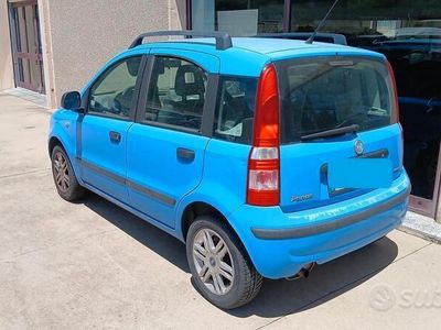 Usata Fiat Panda 69 CV (50 kW) 2005 Blu Utilitaria