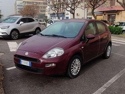 Usata Fiat Punto Street 75 CV (55 kW) 2014 Rosso Utilitaria