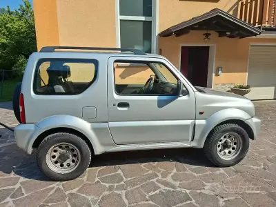 Usata Suzuki Jimny 80 CV (58 kW) 1999 SUV