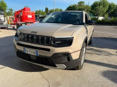 Nuova Jeep Avenger EV Altitude 61 kW (84 CV) 2025 Grigio SUV