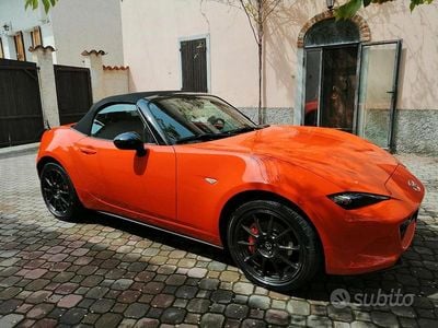 Usata Mazda MX5 184 CV (135 kW) 2019 Arancione Cabrio