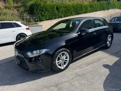 Usata Mercedes A180 Business 116 CV (85 kW) 2020 Nero Berlina