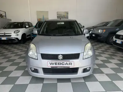 Usata Suzuki Swift GL 91 CV (66 kW) 2007 Argento Utilitaria