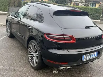 Usata Porsche Macan 250 CV (183 kW) 2017 Nero SUV