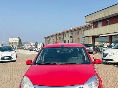Usata Dacia Sandero 72 CV (52 kW) 2010 Rosso Berlina