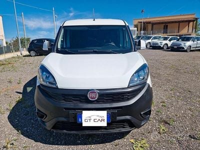 Usata Fiat Doblò 120 CV (88 kW) 2019 Bianco Monovolume