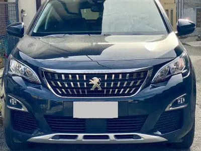 Usata Peugeot 3008 Allure 120 CV (88 kW) 2018 SUV