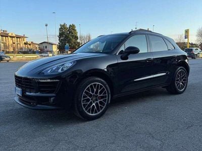 Porsche Macan S