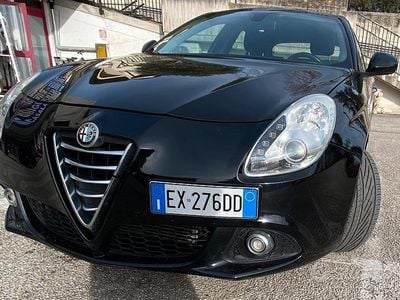 Usata Alfa Romeo Giulietta Distinctive 105 CV (77 kW) 2014 Nero Utilitaria