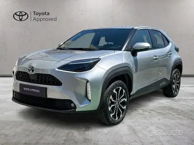 Usata Toyota Yaris Cross Trend 116 CV (85 kW) 2022 Grigio SUV