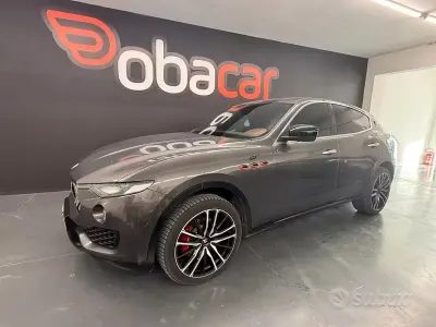 Usata Maserati Levante 250 CV (183 kW) 2016 Grigio SUV