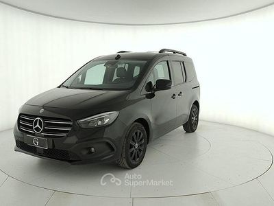 Usata Mercedes 180 90 CV (66 kW) 2024 Nero Berlina