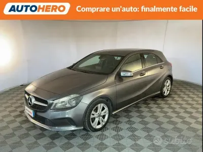 Gebraucht Mercedes A160 90 PS (66 kW) 2017 Grau Limousine