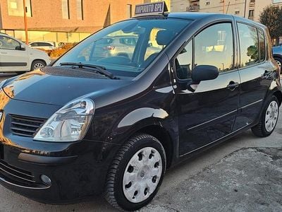 Usata Renault Modus 75 CV (55 kW) 2008 Nero Monovolume