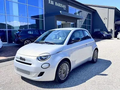 Nuova Fiat 500 Icon 65 CV (47 kW) 2026 Bluazzurro Berlina
