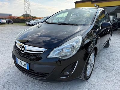 Usata Opel Corsa Club 85 CV (62 kW) 2011 Nero Utilitaria