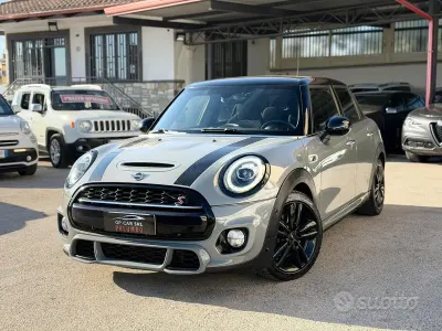 Usata Mini John Cooper Works 170 CV (125 kW) 2018 Grigio Utilitaria