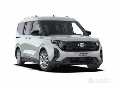 Usata Ford Courier Titanium 2024 Grigio Monovolume