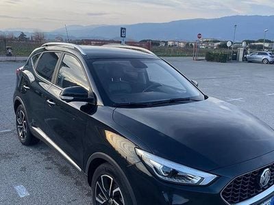 Usata MG ZS 106 CV (77 kW) 2023 Nero SUV