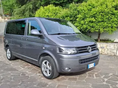 Usata VW T5 Highline 180 CV (132 kW) 2012 Grigio Furgone
