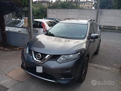 Usata Nissan X-Trail 130 CV (95 kW) 2016 Grigio SUV