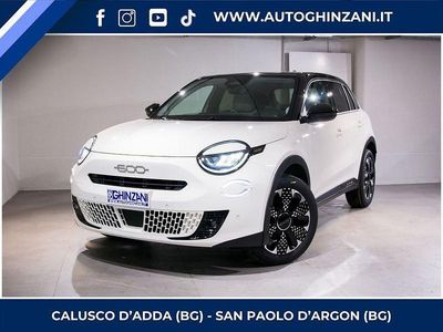 Nuova Fiat 600 La Prima 110 CV (80 kW) 2026 Bianco tetto nero SUV