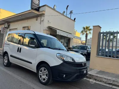 Usata Fiat Doblò 95 CV (69 kW) 2017 Bianco Monovolume