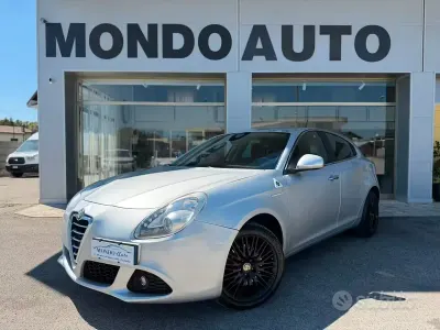 Usata Alfa Romeo Giulietta Progression 140 CV (102 kW) 2012 Grigio Utilitaria