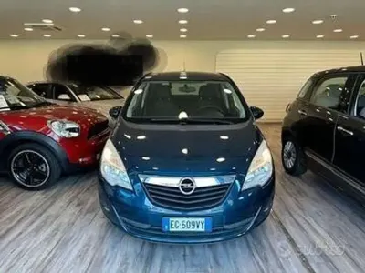 Usata Opel Meriva 95 CV (69 kW) 2011 Monovolume