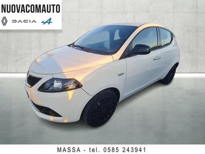 usata Lancia Ypsilon 1.0 hybrid Silver s&s 70cv