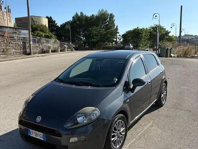 Usata Fiat Grande Punto 95 CV (69 kW) 2012 Utilitaria
