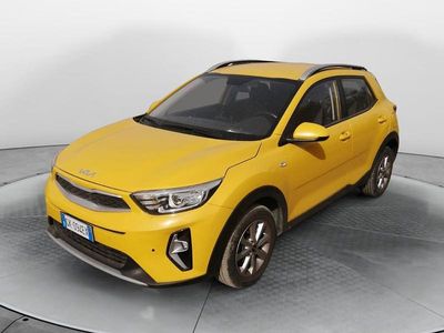 Giallo Usata 2022 Kia Stonic Urban SUV | 13.900 € (Buon prezzo)