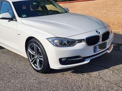 Usata BMW 318 Sport Line 143 CV (105 kW) 2013 Station wagon