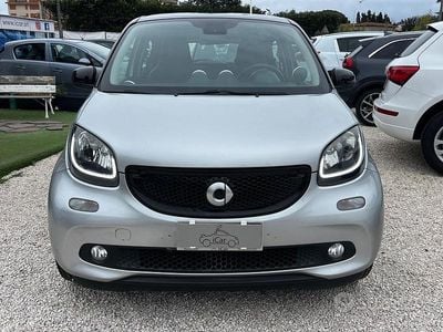 Usata Smart ForFour Prime 90 CV (66 kW) 2015 Grigio Utilitaria
