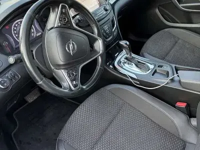 Usata Opel Insignia Sport 170 CV (125 kW) 2016 Grigio Station wagon