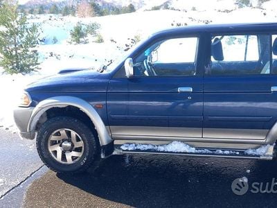 Usata Mitsubishi Pajero Sport 2000 Blu SUV
