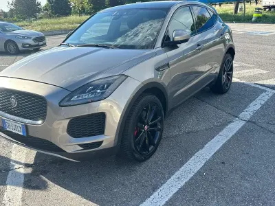 Usata Jaguar E-Pace Chequered Flag 150 CV (110 kW) 2020 SUV