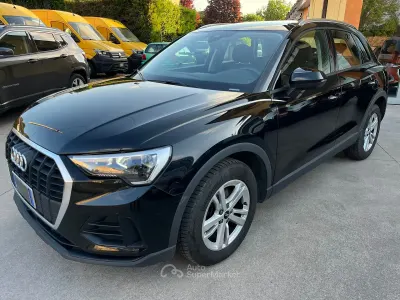 Usata Audi Q3 Ambiente 150 CV (110 kW) 2021 Nero SUV