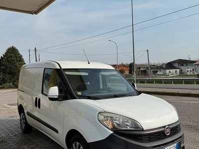 Usata Fiat Doblò 95 CV (69 kW) 2016 Bianco Monovolume