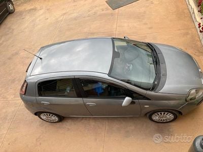 Usata Fiat Punto Evo 65 CV (47 kW) 2012 Grigio Utilitaria