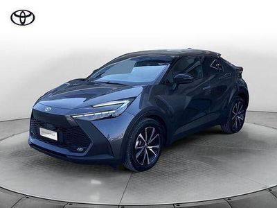 Usata Toyota C-HR Trend 140 CV (102 kW) 2024 Grigio SUV
