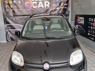 Usata Fiat Panda Trekking 85 CV (62 kW) 2014 Nero Utilitaria