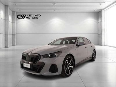 Usata BMW 520 M Sport 197 CV (144 kW) 2025 Grigio Berlina
