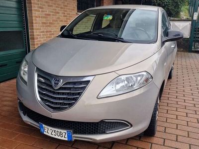 usata Lancia Ypsilon Ypsilon1.2 8v Gold c/CL 69cv E6