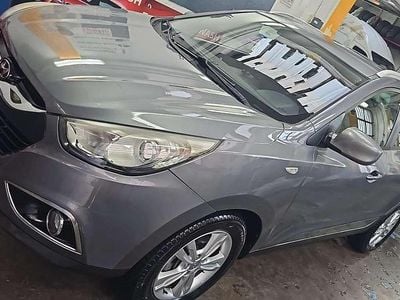 Usado Hyundai ix35 Comfort 135 HP (99 kW) 2012 Cinzento SUV