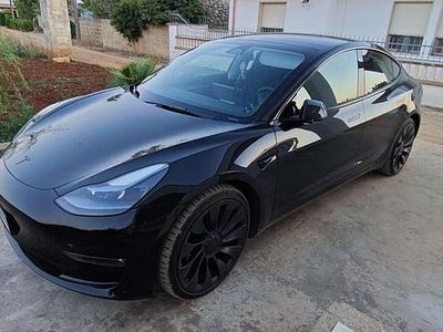 Usata 2023 Tesla Model 3 Performance Berlina | 37.500 € (Buon prezzo)