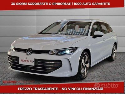 Usata VW Passat Business 122 CV (89 kW) 2024 Bianco Station wagon