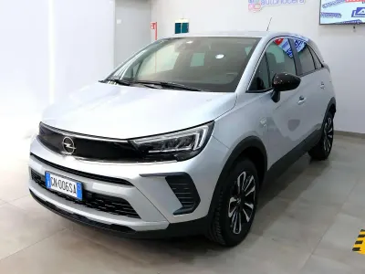 Usata Opel Crossland X 131 CV (96 kW) 2023 Argento SUV
